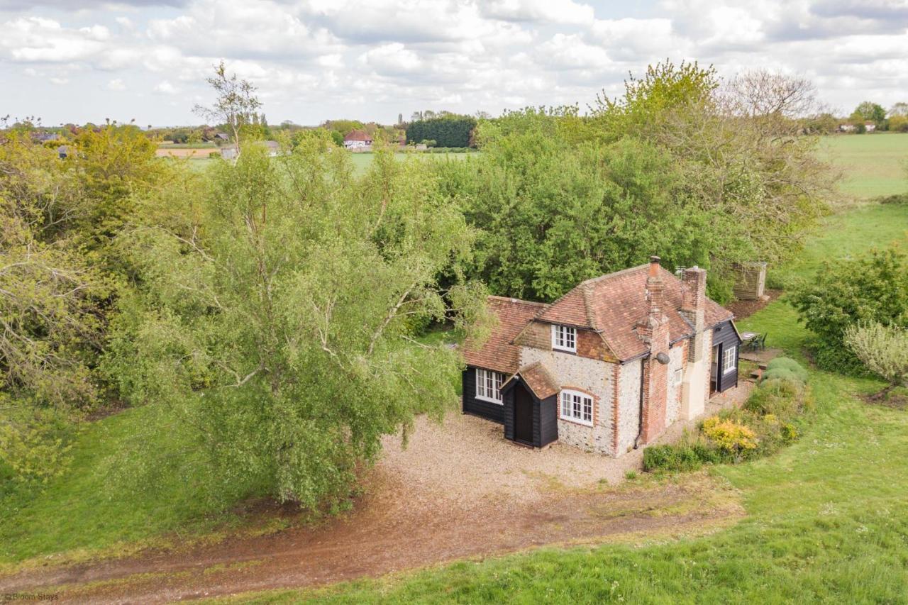 Crow Cottage By Bloom Stays Faversham Kültér fotó