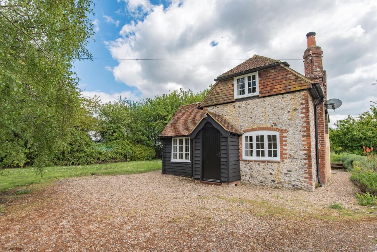 Crow Cottage By Bloom Stays Faversham Kültér fotó